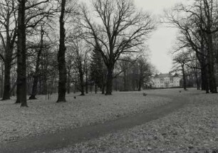 Milkel, Schlosspark : Milkel (Kreis Bautzen), Schlosspark, um 1800, Blick nach Südost zum Schloss