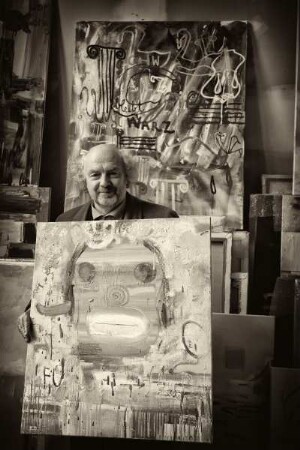 OSMAR OSTEN IN SEINEM ATELIER
