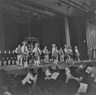 Ensemble: Vogelhochzeit
