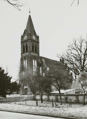 Dorfkirche, Forst (Lausitz)