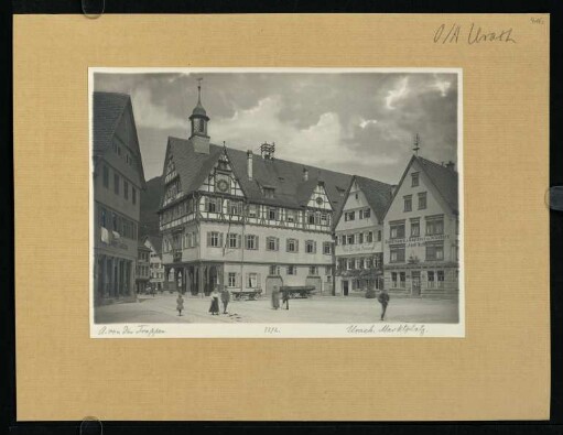 416, Urach. Marktplatz. (Nr. 3392).