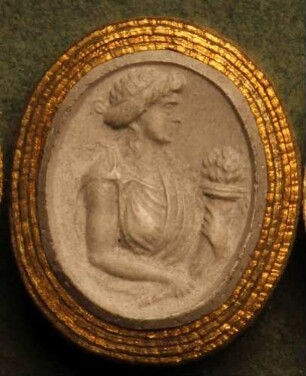 Profilkopf der Ceres mit Sichel und Füllhorn (Daktyliothek, Erstes Mythologisches Tausend)