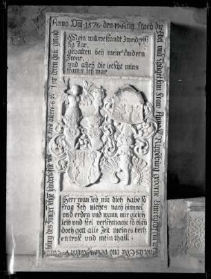 Friedhofkapelle; Grabstein, Anna von Nippenburg 1576