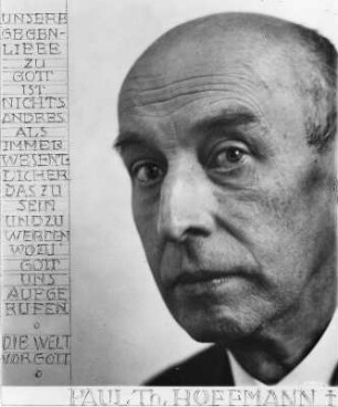 Gedenkblatt für Paul Th. Hoffmann mit seinem Porträt