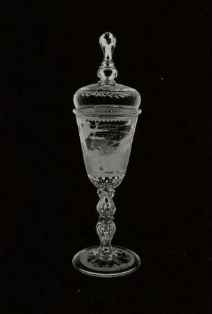 Deckelpokal mit christlicher Allegorie