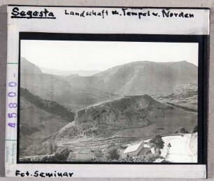 Segesta: Tempel in Landschaft