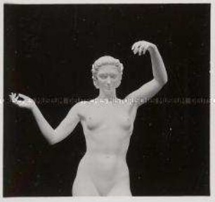 Paris, Bildhauer Professor Arno Breker, Figur "Die Anmut" (Detail)