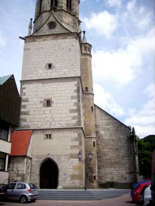 Stadtkirche - Ansicht von Westen über Kirchturm in Übersicht