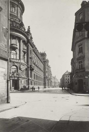 Dresden, Schießgasse Ecke Landhausstraße, Blick nach Norden