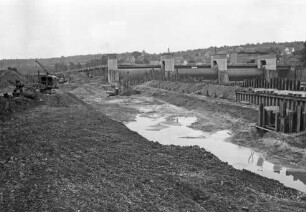 Bau der Staustufe Hofen/Neckar