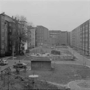 Dresden-Friedrichstadt, Berliner Straße und Schäferstraße. Wohnhäuser. Blick über den Hof aus dem 1. Obergeschoß eines Hauses