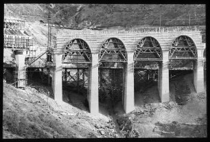 Drachenlochbrücke: Lehrgerüste und Bogenschalung