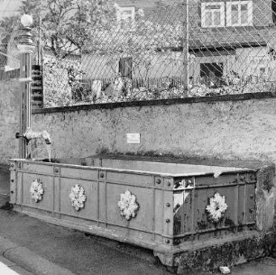 Brunnen; Hünstetten, Langgasse