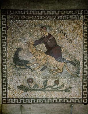 Stiftmosaikboden in Sankt Gereon — Szenen aus dem Leben des Königs David — David tötet einen Löwen