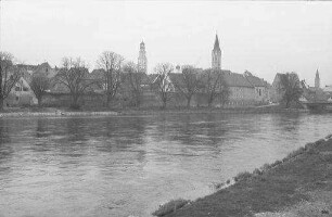 Lauingen: Stadtbild mit Donau