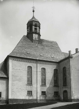 Neukirchen/Erzgebirge, Dorfkirche, Ansicht von Nordosten
