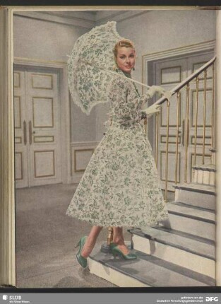 Mannequin auf Treppe