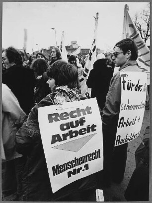 Demonstration "Recht auf Arbeit und Bildung", 10. Dezember 1977 in Essen