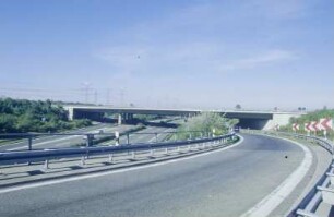Überf. der A 3 über die A 560 im AK Siegburg
