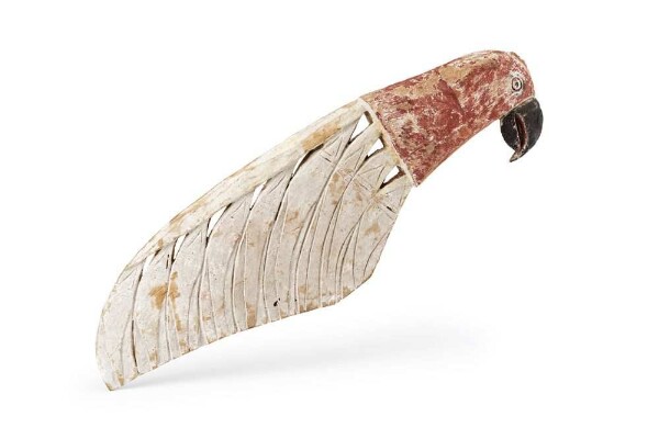 Malangan: Carved cockatoo head