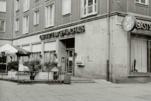 Dresden-Altstadt, Gewandhausstraße 5. Wohn- und Geschäftshaus (1957-1958; H. Terpitz, G. Dettmar) mit Gaststätte "Am Gewandhaus"