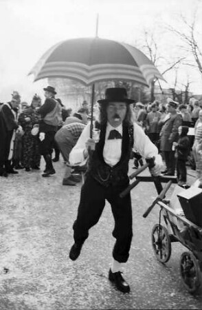 Freiburg: Freiburger Fasnet 1977 [Umzug]