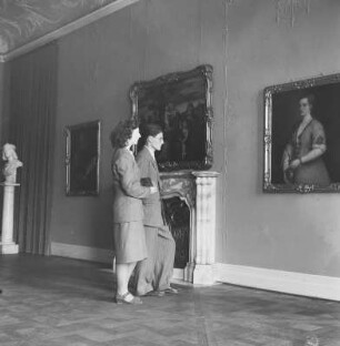 Dresden-Pillnitz. Raumaufnahme. Interimsquartier der Dresdner Gemäldegalerie in Schloss Pillnitz