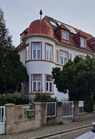 Doppelhaus in der Villenkolonie "Gartenstadt Frankfurt"; Frankfurt, Adelheidstraße 14, Adelheidstraße 16