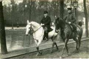 Reichskanzler Bülow bei einem Ausritt im Tiergarten