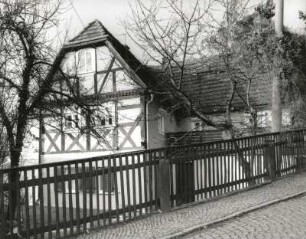 Dresden-Wachwitz, Am Steinberg 18. Wohnhaus (1701/1800)