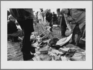 Artikel aus der BRD auf dem Alten Markt, Danzig