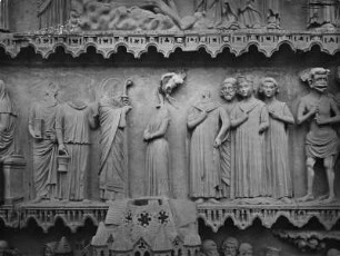 Sixtusportal — Montanus-Legende und Szenen aus dem Leben des heiligen Remigius