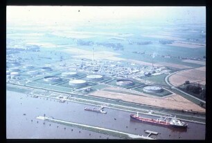Ölhafen Brunsbüttel, Nord-Ostsee-Kanal (NOK)