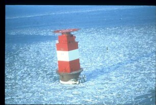 Leuchtturm Mellumplate im Eis