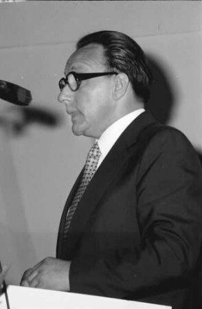 Freiburg: Novotel; Ansprache: Egon Gushurst, Verbandsdirektor