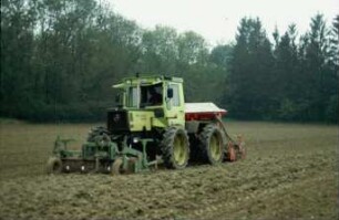 Fotografie: Mulchsaat, Kreiselegge, Frontgrubber, Drillmaschine, Prospekt, Pneumatische Verteilung