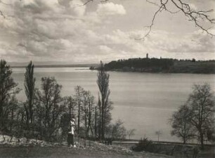 Bodensee. Blick von der Insel Mainau gegen Allmannsdorf und die Konstanzer Bucht