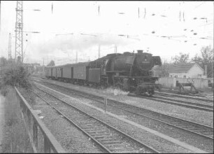 Personenzug mit Umbauwagen