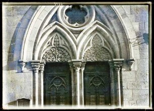 Stadtkirche St. Dionysius; Masswerk an der nördlichen Tür
