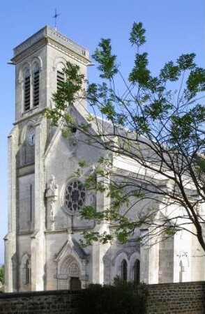 Frankreich. Bourgogne. Yonne. Pourrain. Kirche