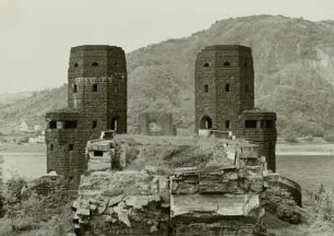 Remagen, Brückenkopf der gesprengten Rheinbrücke und Erpeler Ley