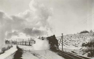 Geisingberg bei Altenberg, bergwärts fahrende Schmalspurbahn
