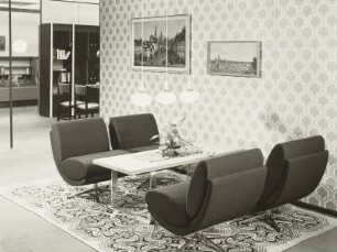 Couchtisch : Sessel mit Couchtisch (1975; VEB Möbelkombinat Wi-We-Na)