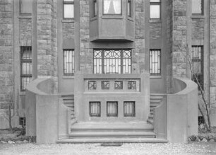 Haus Theodor Springmann — Portal