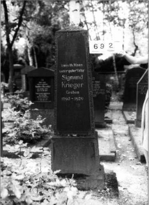 Grabstein 692