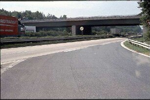 Ausfahrt aus Kreisel Nordwest (Baden-Baden Richtung Basel) zu Nebenfahrbahn West (Karlsruhe Richtung Basel)