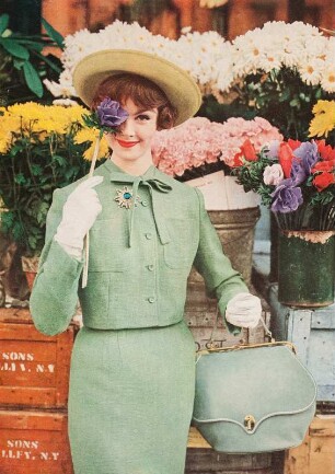 Modeaufnahme, Modell Eleanor Rowley, Frontispiz (Mademoiselle)