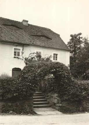 Radibor, Wohnhaus mit Schleppgauben