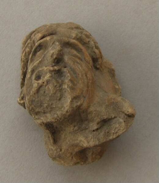 Clay head (fragment)