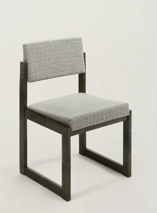 Stuhl (Modell EW 103/9)